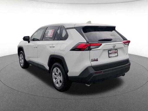Ice 2024 Toyota RAV4 LE