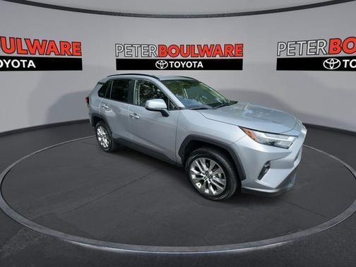 2023 Toyota RAV4 XLE Premium