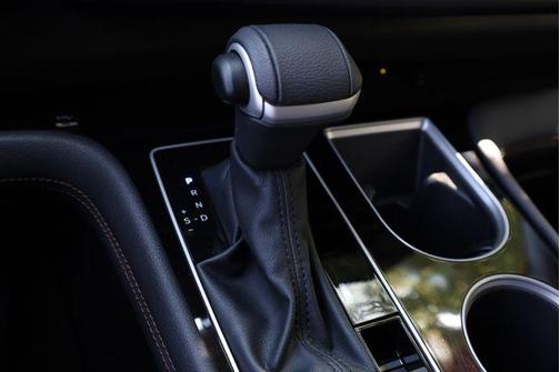 2025 Toyota Sienna Platinum 7 Passenger