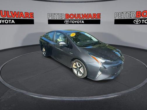 2018 Toyota Prius Three Touring