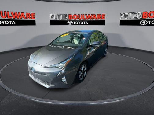 2018 Toyota Prius Three Touring