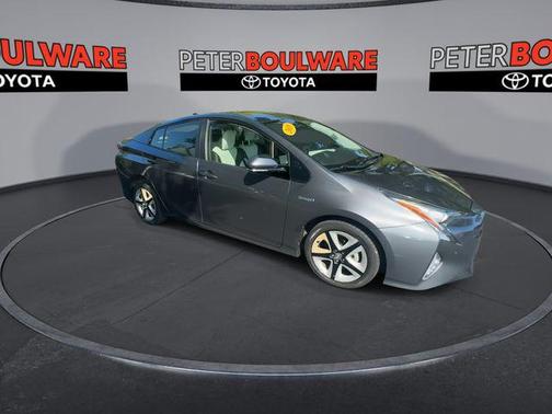 2018 Toyota Prius Three Touring