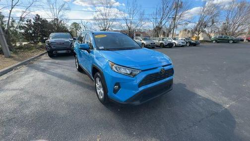 2020 Toyota RAV4 XLE