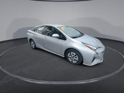 2016 Toyota Prius Four