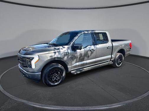 2022 Ford F-150 Lightning LARIAT