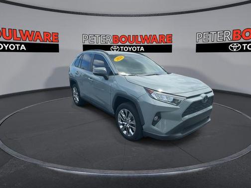 2020 Toyota RAV4 XLE Premium