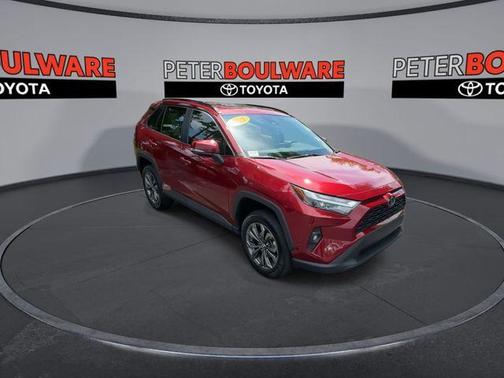 2022 Toyota RAV4 Hybrid XLE Premium