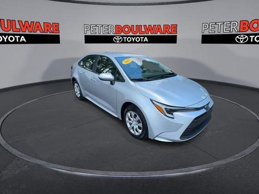2025 Toyota Corolla Hybrid LE