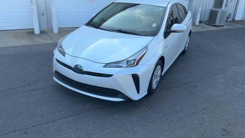 Pearl 2022 Toyota Prius L