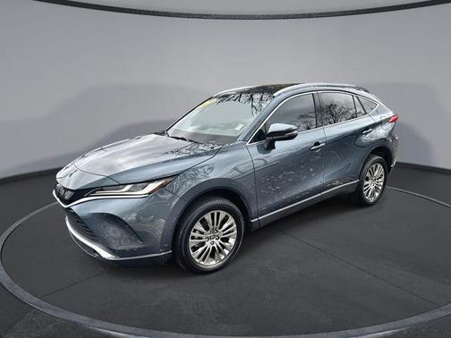 2023 Toyota Venza XLE