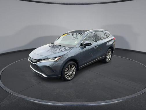 2023 Toyota Venza XLE