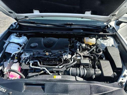 2023 Toyota Camry Hybrid LE