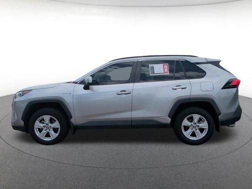 Silver Sky Metallic 2021 Toyota RAV4 Hybrid XLE