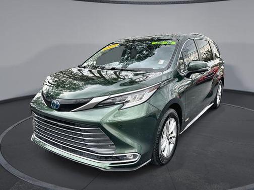 2021 Toyota Sienna Limited