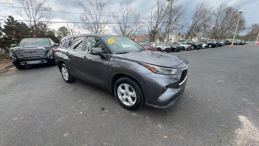 2024 Toyota Highlander LE