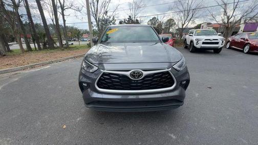 2024 Toyota Highlander LE