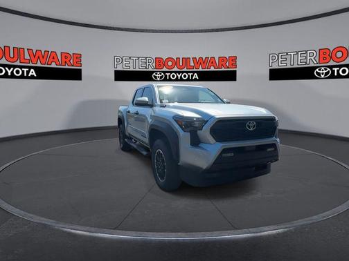 2024 Toyota Tacoma Hybrid TRD