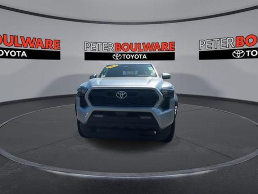 2024 Toyota Tacoma Hybrid TRD