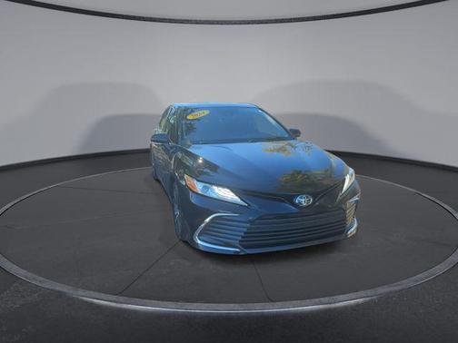 2024 Toyota Camry Hybrid XLE