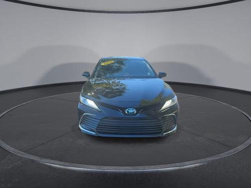 2024 Toyota Camry Hybrid XLE