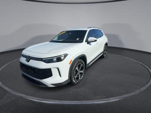 2025 Volkswagen Tiguan 2.0T SE