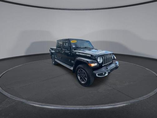 2023 Jeep Gladiator Overland