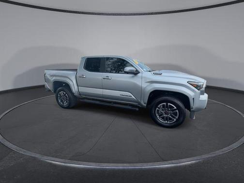 2024 Toyota Tacoma Hybrid TRD