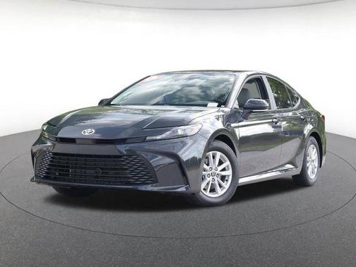 UNDERGROUND 2026 Toyota Camry LE