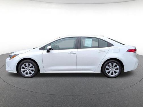 Ice 2024 Toyota Corolla LE