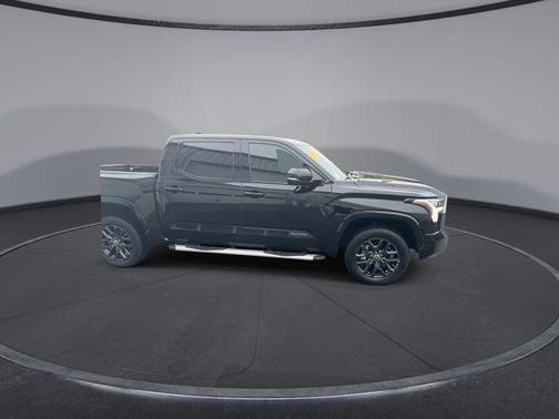 2023 Toyota Tundra Hybrid Platinum