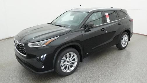 Black 2026 Toyota Highlander Hybrid Limited