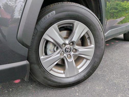 Magnetic Gray Metallic 2024 Toyota RAV4 XLE