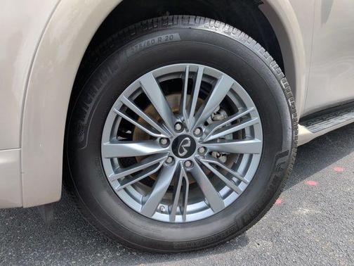 Champagne Quartz 2022 INFINITI QX80 Luxe