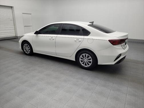 2022 Kia Forte FE