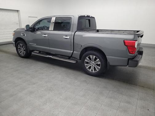 2017 Nissan Titan SL