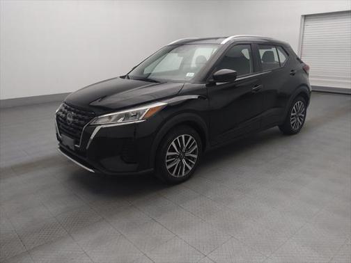 2022 Nissan Kicks SV