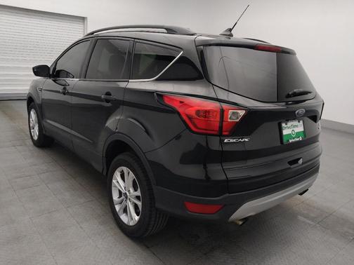Agate Black Metallic 2019 Ford Escape SE