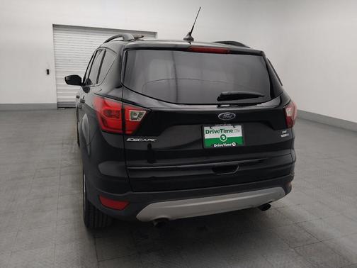 Agate Black Metallic 2019 Ford Escape SE