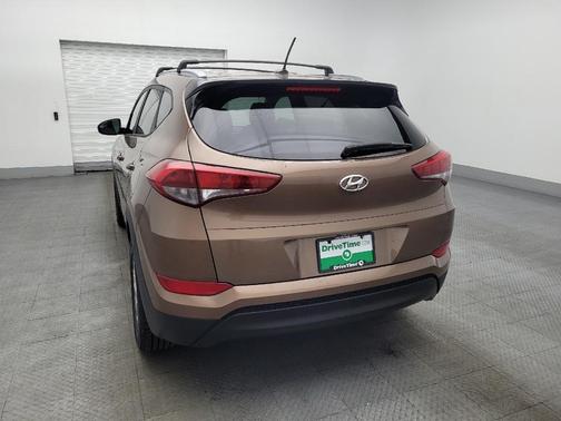 2017 Hyundai TUCSON SE