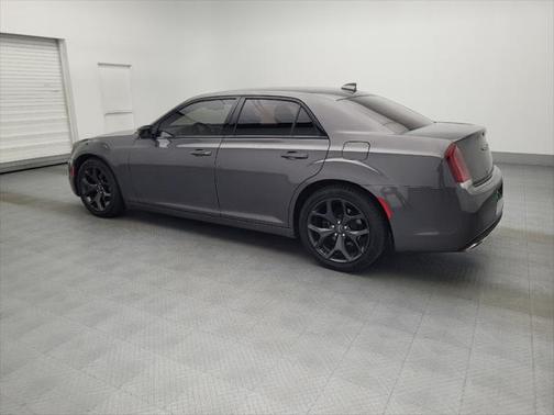 2021 Chrysler 300 Touring