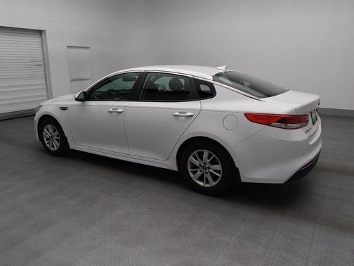 Snow White Pearl 2018 Kia Optima LX