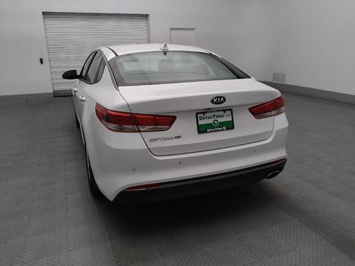Snow White Pearl 2018 Kia Optima LX