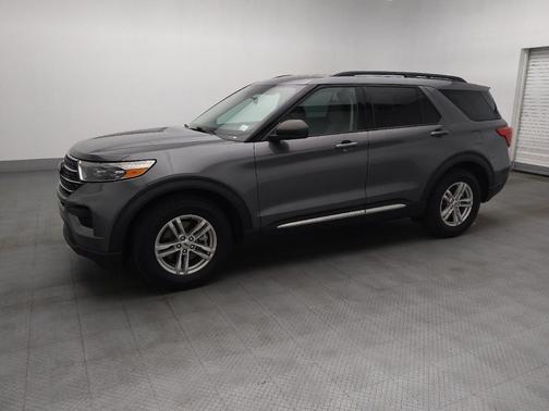 Carbonized Gray Metallic 2022 Ford Explorer XLT