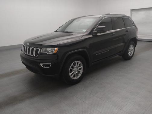 2020 Jeep Grand Cherokee Laredo