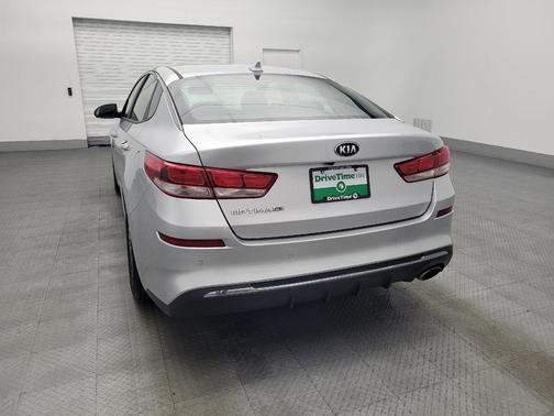 2020 Kia Optima LX