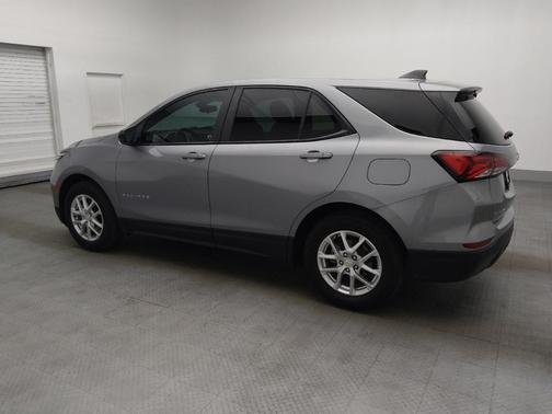 Sterling Gray Metallic 2024 Chevrolet Equinox LS