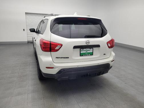 2019 Nissan Pathfinder SL