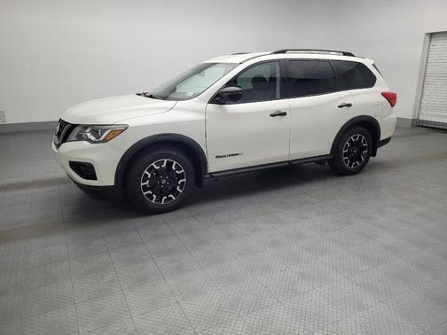 2019 Nissan Pathfinder SL