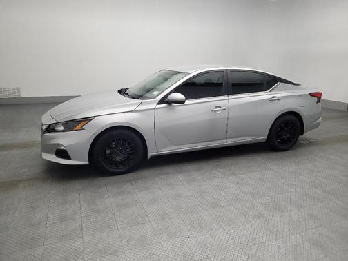 2022 Nissan Altima S FWD