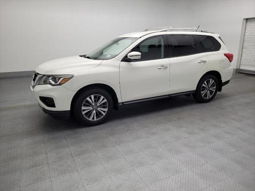 2018 Nissan Pathfinder SV